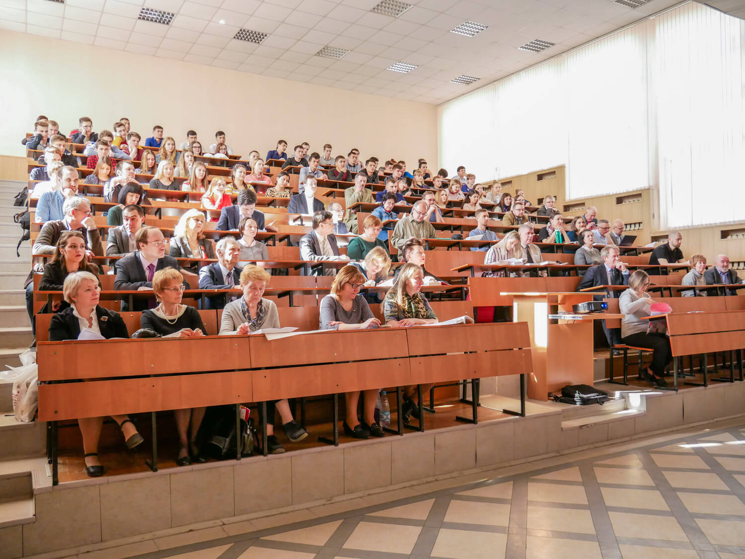 Конференция актуальные проблемы. ВГУ им.п.м. Машерова. Витебский педагогический университет. Витебский ВГУ. Витебский государственный университет имени Машерова внутри.