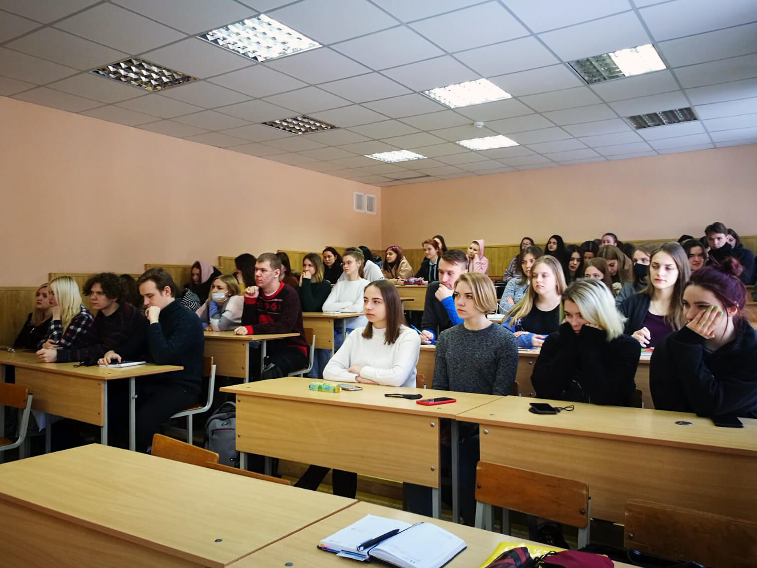 Университет имени п м машерова. Витебский государственный университет. Кафедра международных отношений ВГУ аудитория. Витебский университет Машерова фото. ФИПСИ.