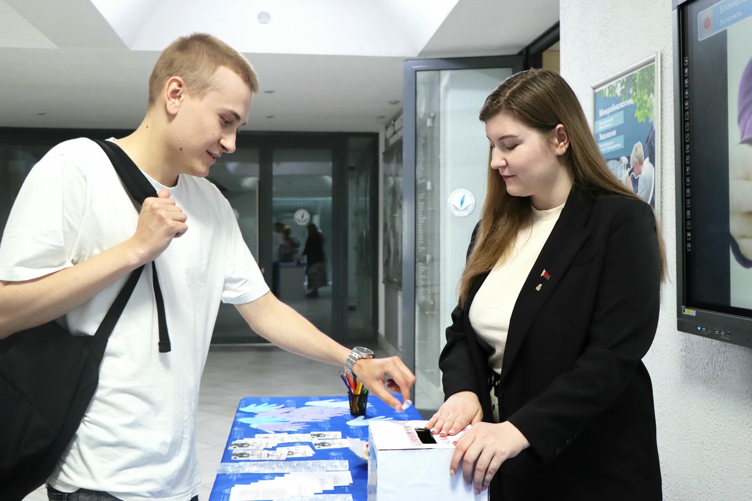 6